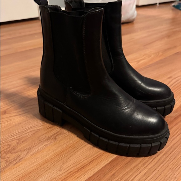 Black combat boots - Picture 3 of 6